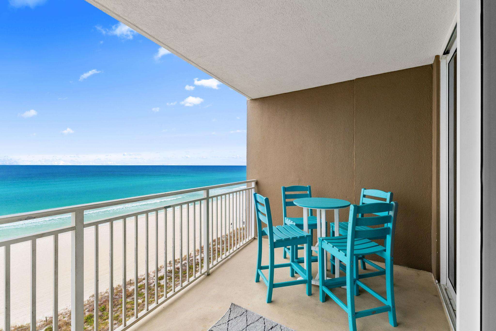 Emerald Beach Resort #627 | Blue Haven