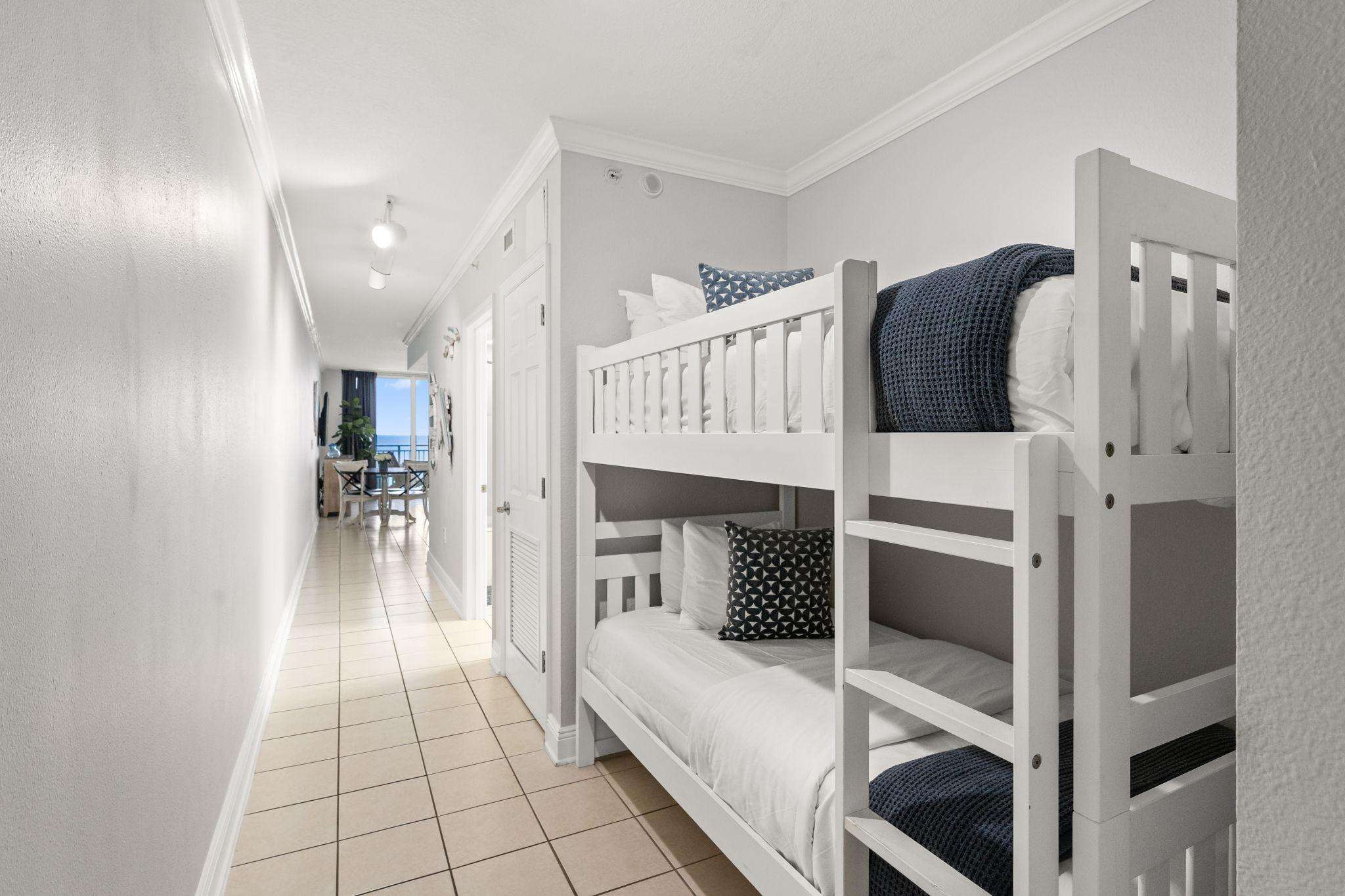 Emerald Beach Resort #627 | Blue Haven