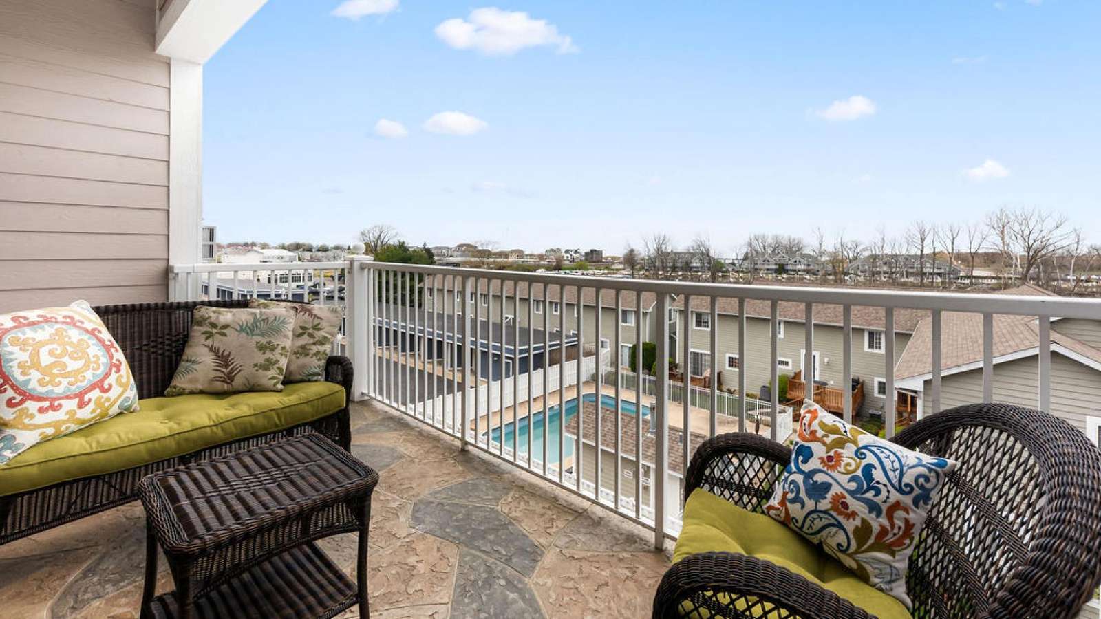 A Skyline Lake View Preview 0