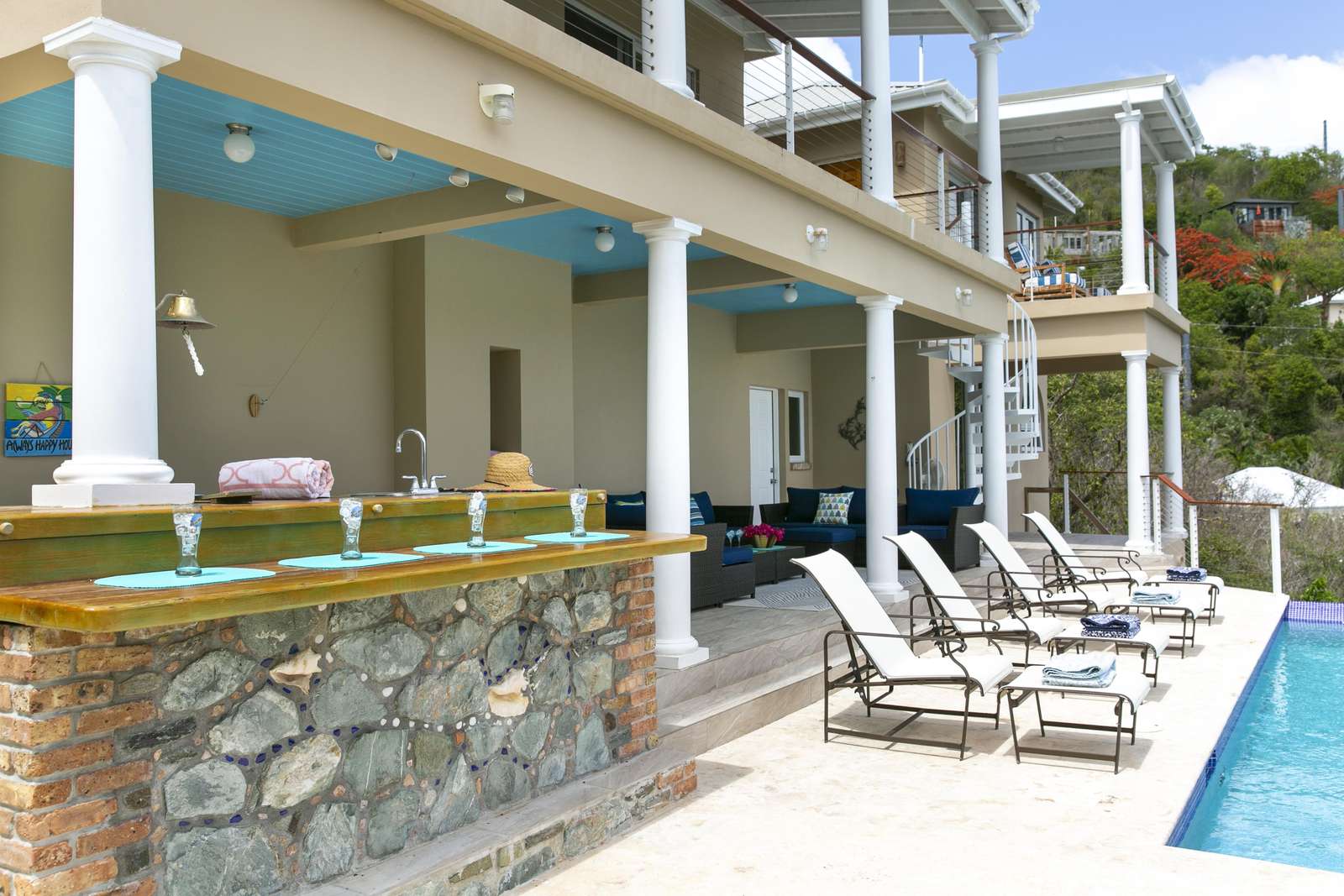 Pool Bar with Sink & Refrigerator