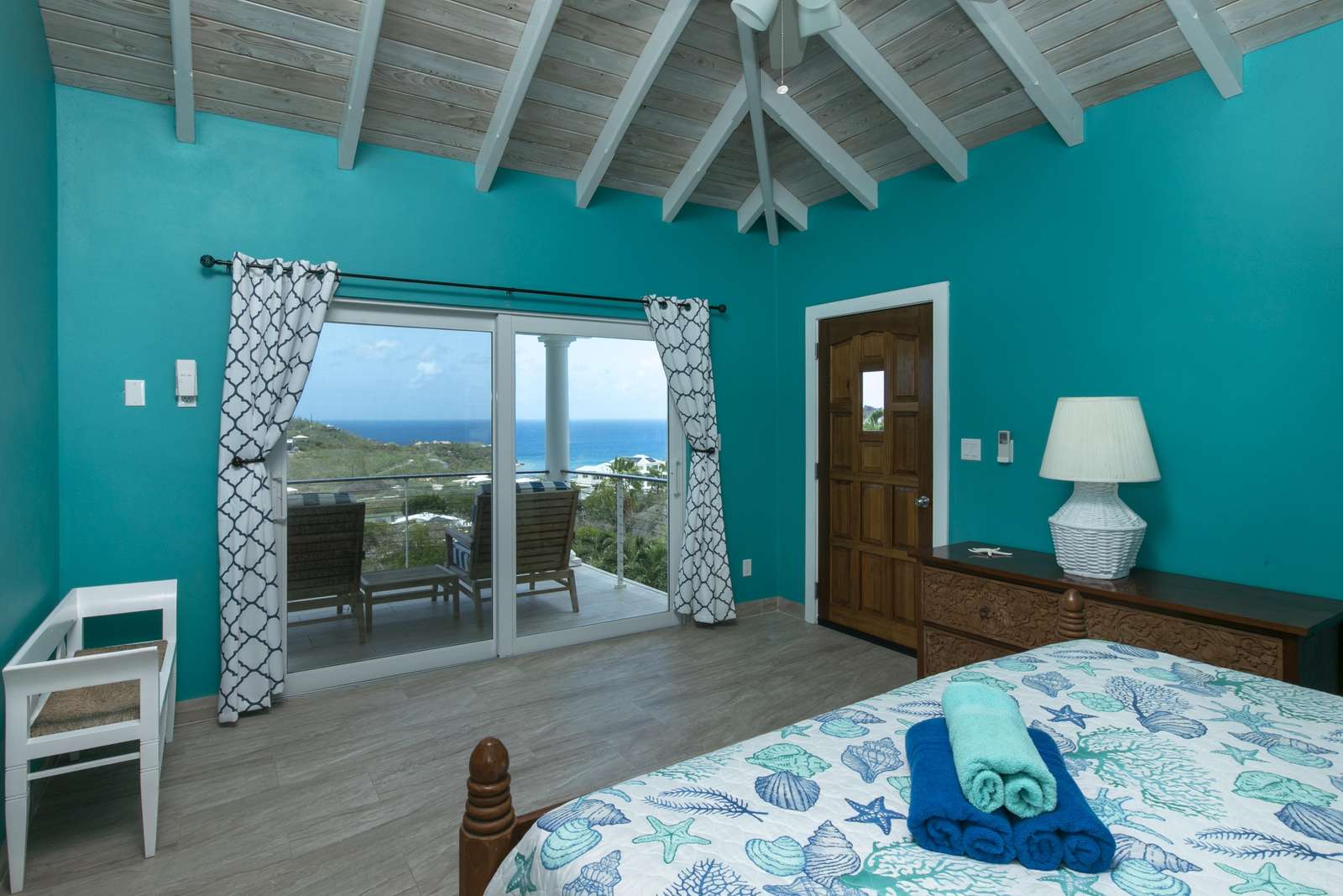 3rd Bedroom with Private Patio
