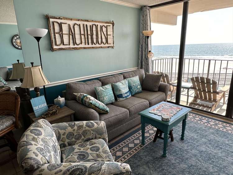 RG Unit 114 2 Bed 2 Bath Oceanfront Condo Preview 0