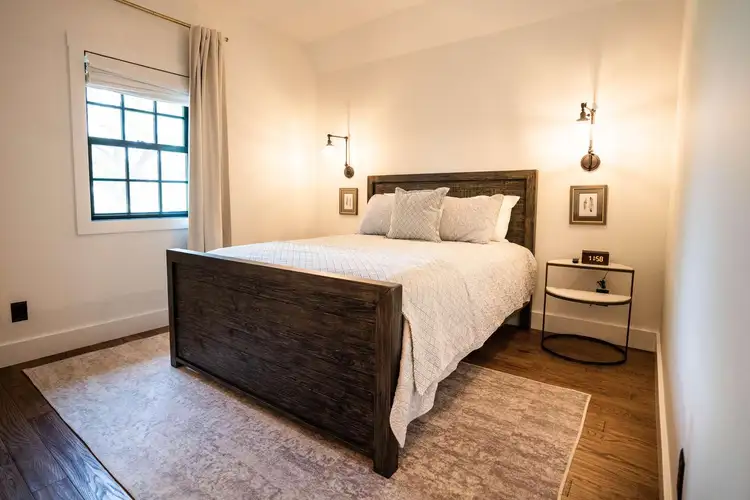 Eddie & Shirley Hutchins Suite – Heritage House Preview 0