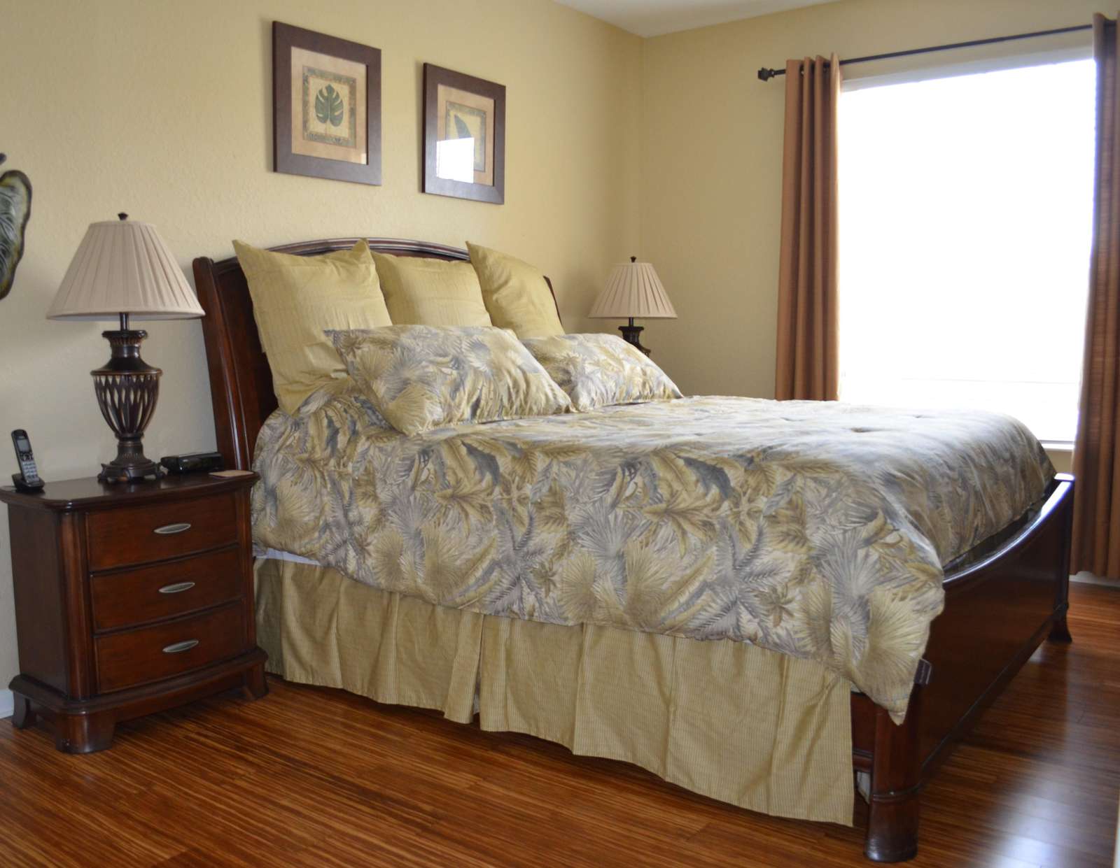 Second Bedroom with King