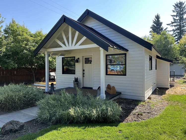 Sugar Plum Cottage Preview 0