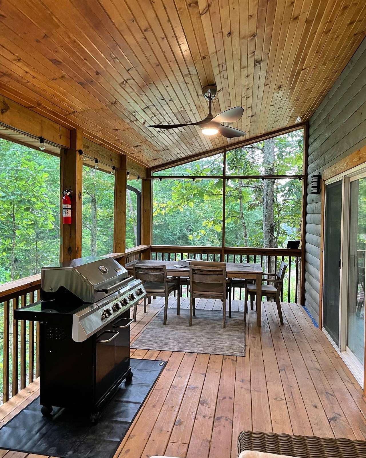 Screened in deck Red Route 1