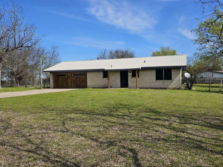 Private home with **GAME ROOM** on over half an acre of land! Preview 0