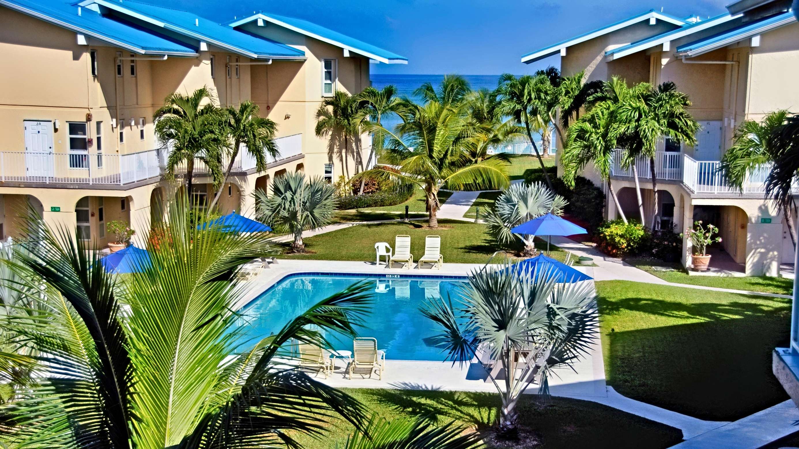 7 Mile Beach Cayman Island Condo Cayman Reef Resort 56