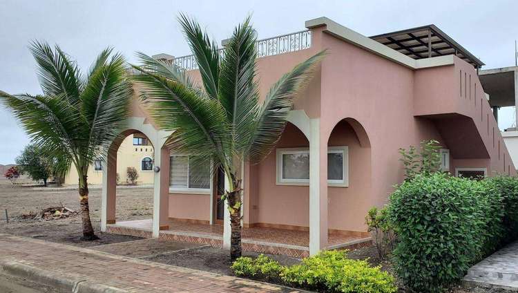Casa Gaudet Preview 1