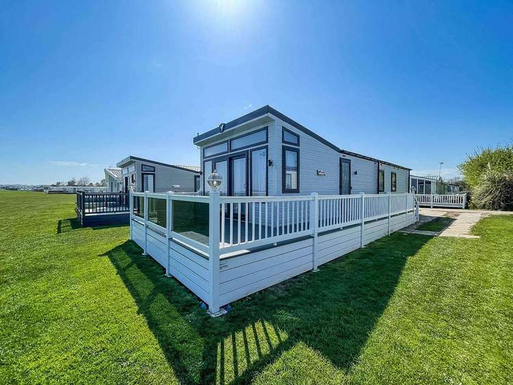 20235BS⭐ – Broadland, 3 bed, 8 berth lodge with full sea view and decking. Platinum-Deluxe rated. Preview 0