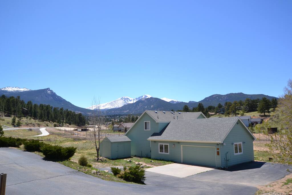 Sunburst Cabin 3 bedroom home with great mountain views Ponderosa