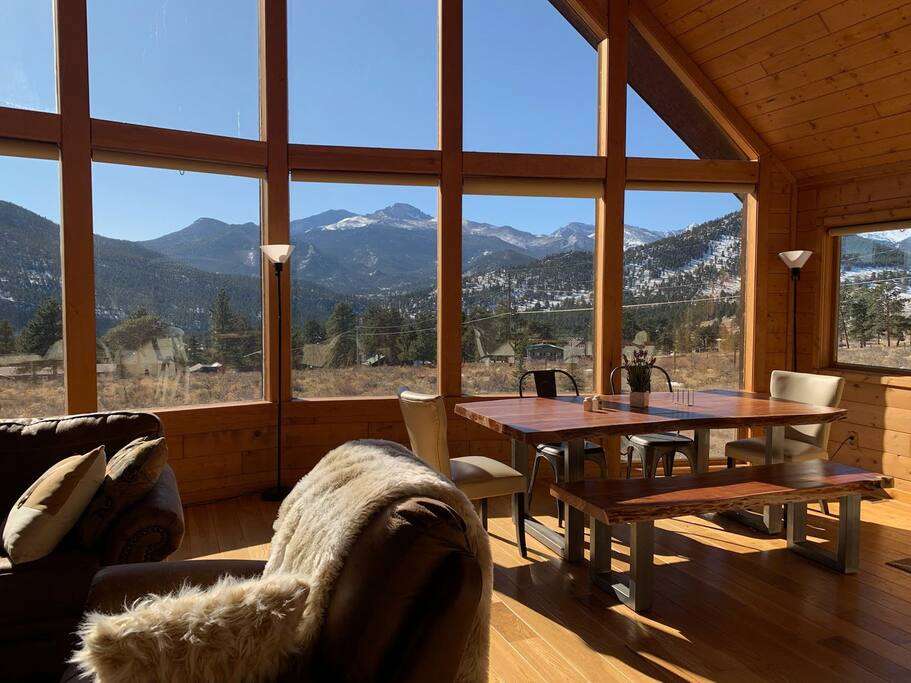 Wall of Windows with a View! - property