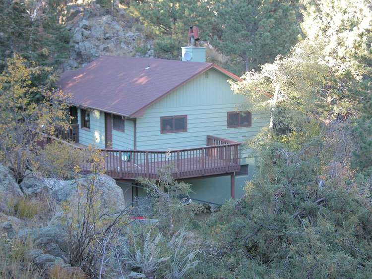 Jay's Dream - 2 bedroom cabin - near Big Thomspon River Pet Friendly Preview 0