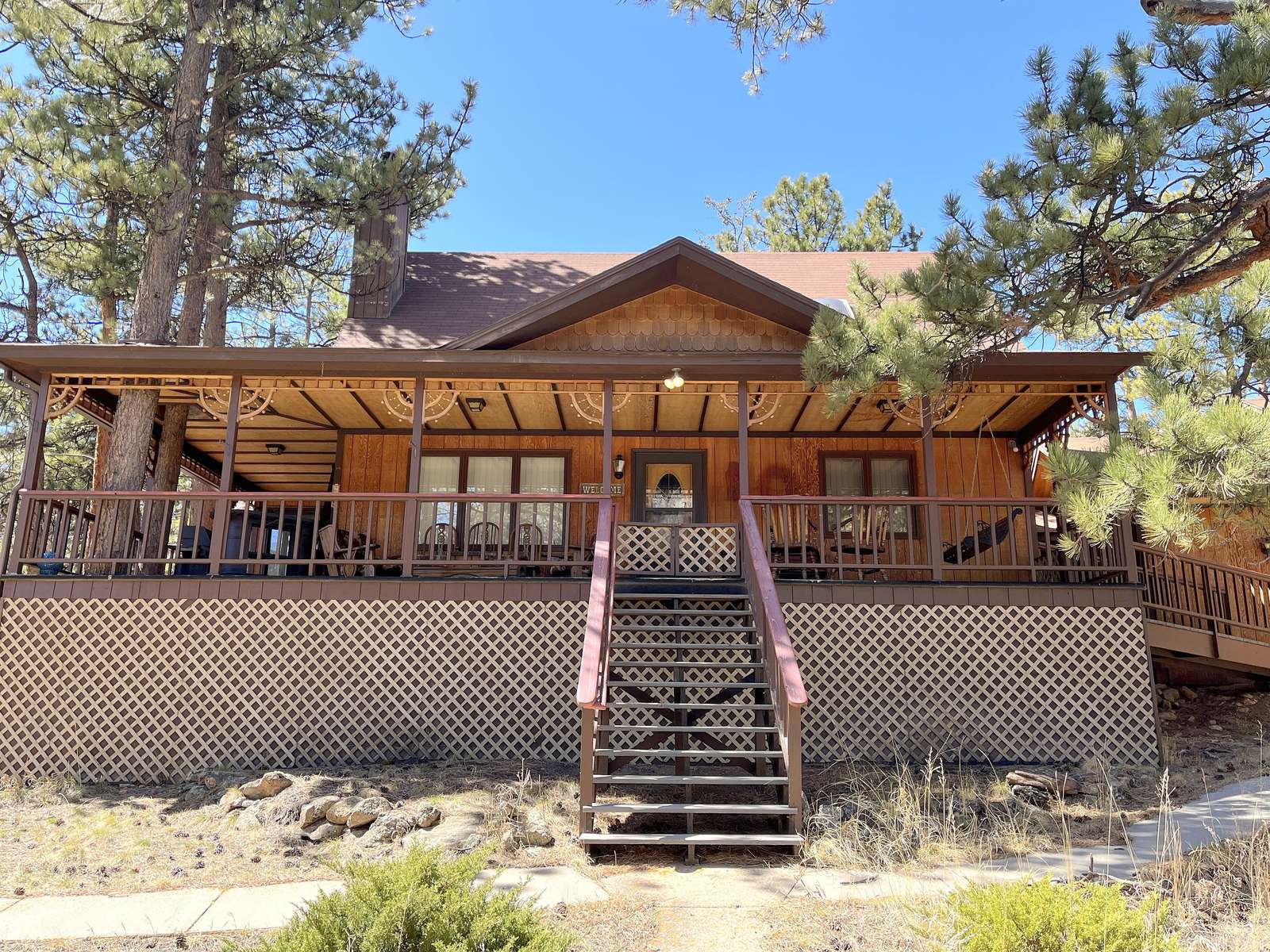 Lodgepole - 2 bedroom monthly rental - Free WiFi - property