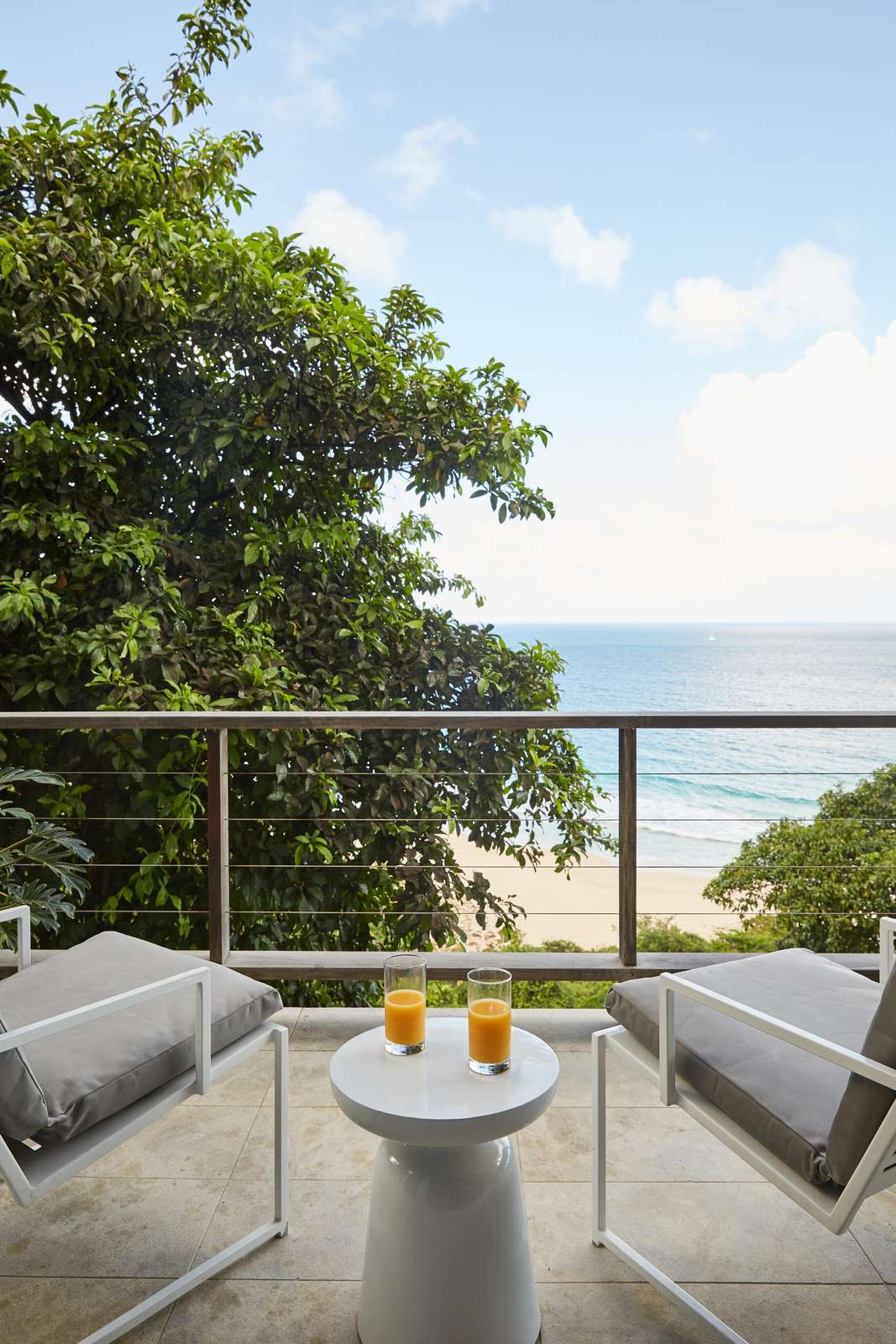 Tranquil balcony retreat with stunning ocean views