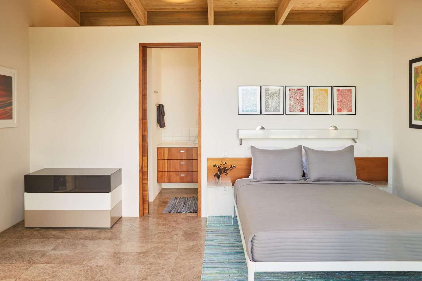Serene bedroom retreat with modern minimalist charm