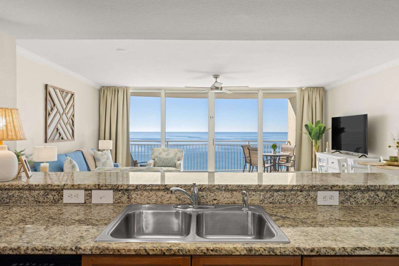 Emerald Beach Resort #2328 | Mer Vue