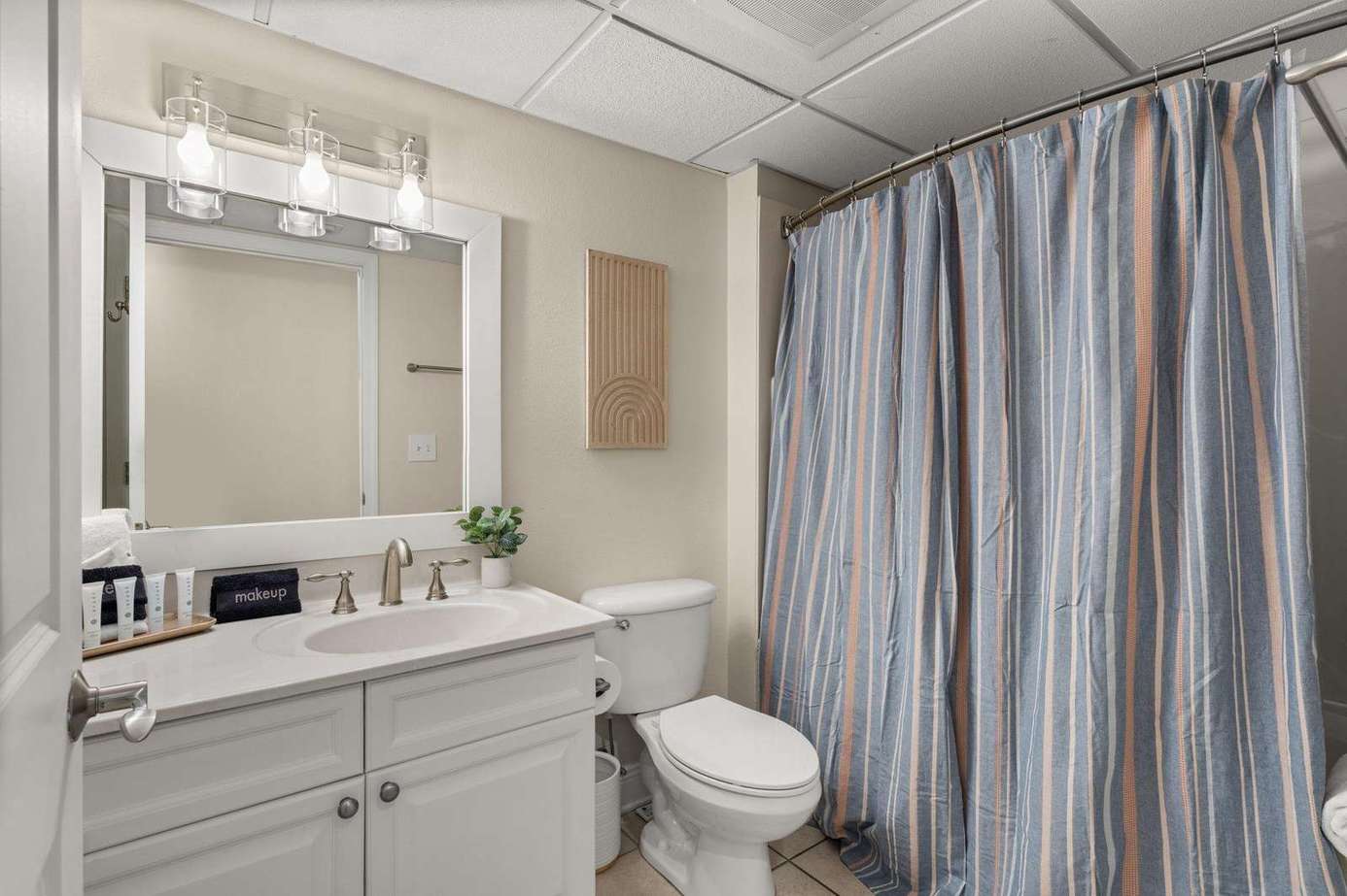 Emerald Beach Resort #2328 | Mer Vue