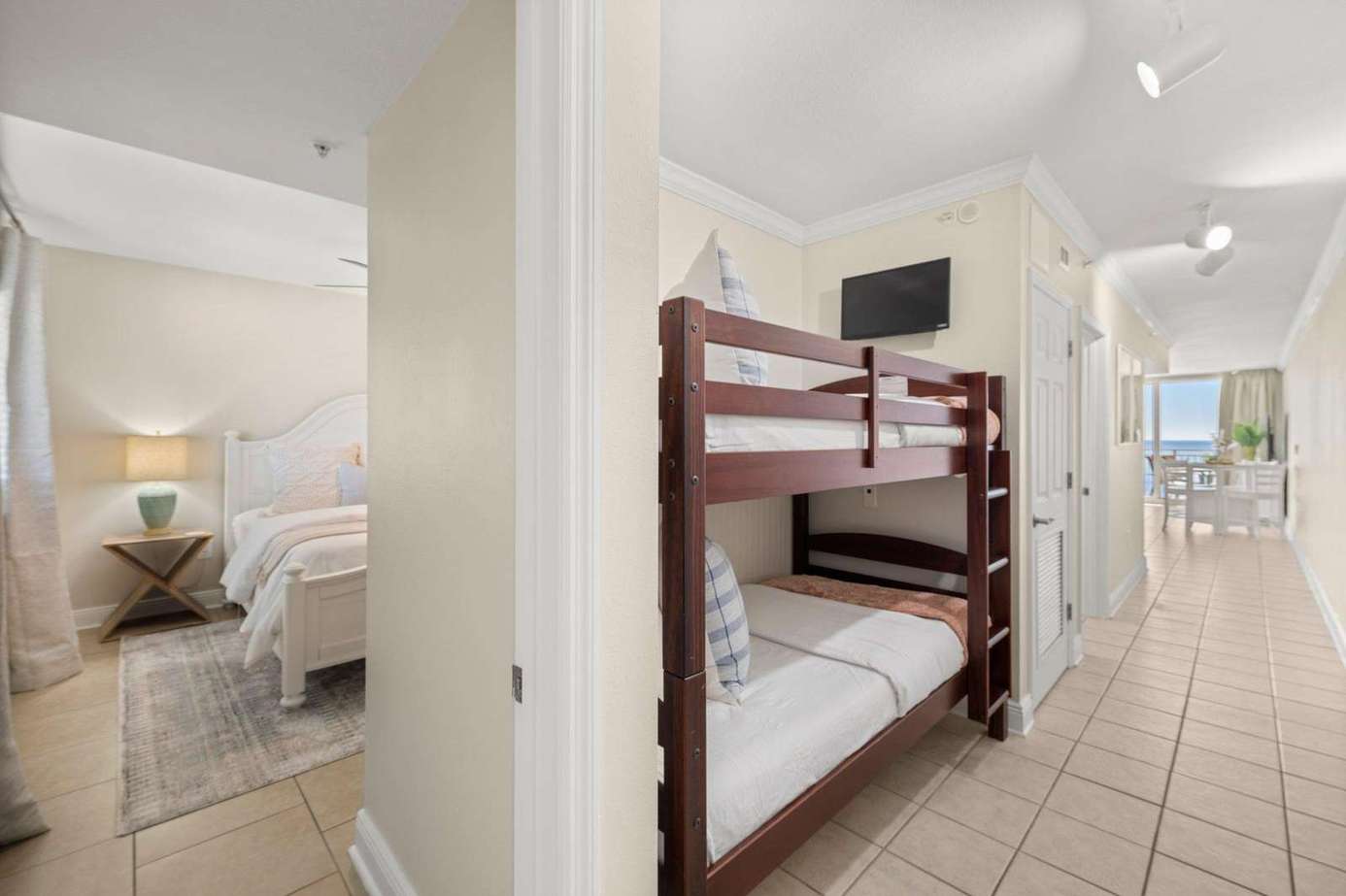 Emerald Beach Resort #2328 | Mer Vue