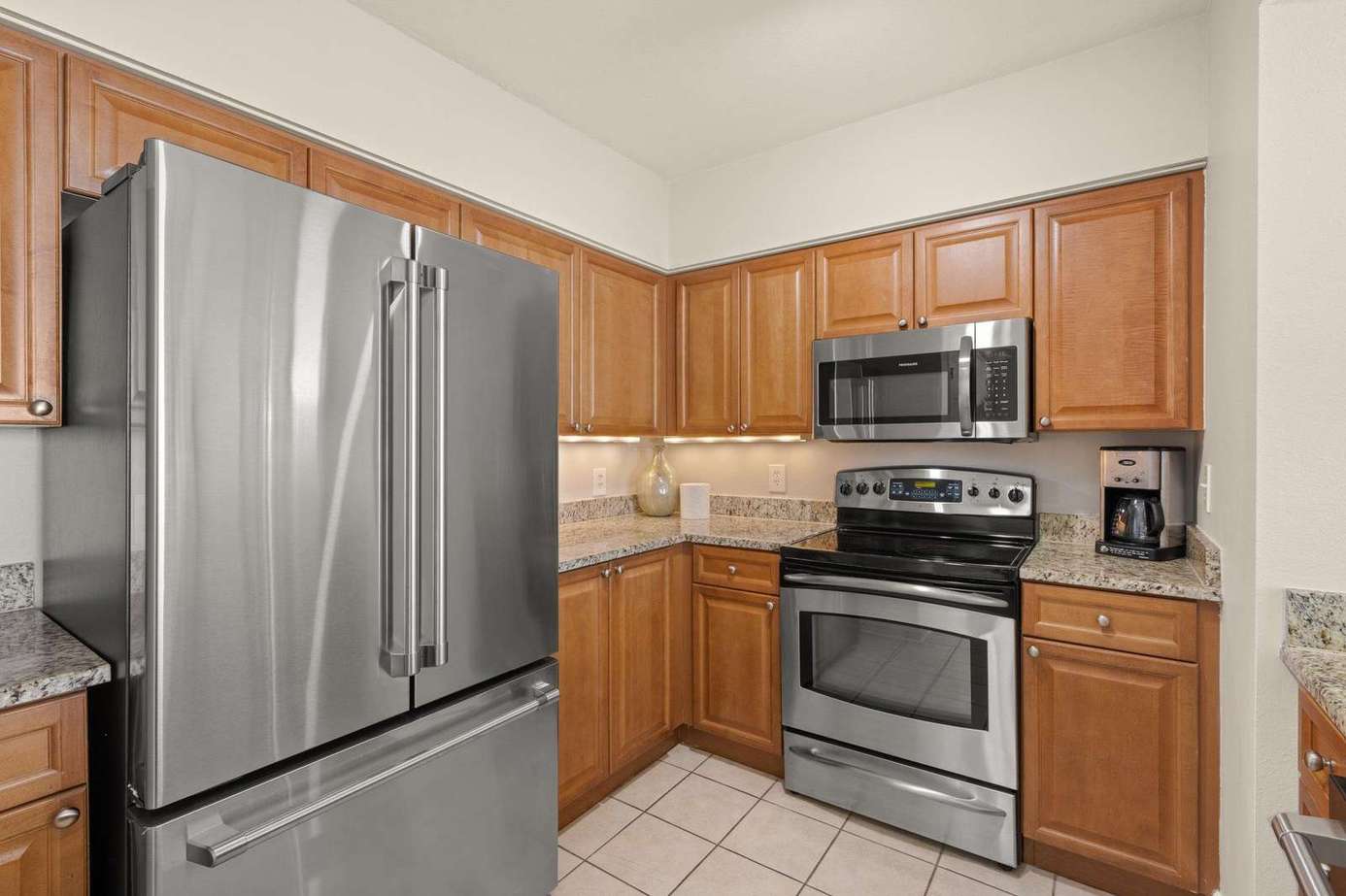 Emerald Beach Resort #2328 | Mer Vue