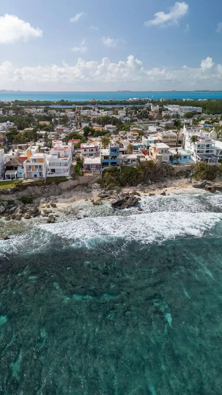 Casa Roca Caribe Whole House – 4 bedrooms – 3 bath – *10% Discount Until October 31* Preview 3