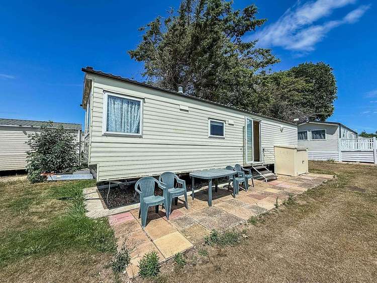 46127V⭐ – Valley Farm, 3 bed, 8 berth caravan. Sapphire rated. Preview 0