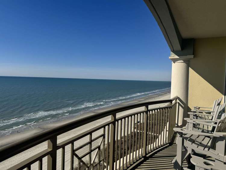 MVG 1512 Oceanfront, Penthouse Preview 0