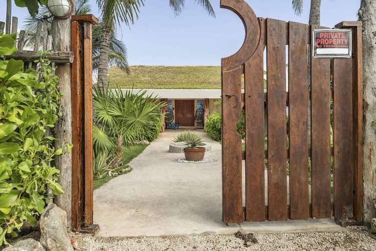 Casa Toloc Preview 3