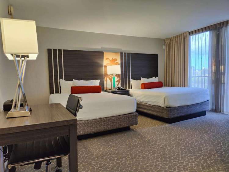 Palms Waikiki 606 +Parking Preview 0