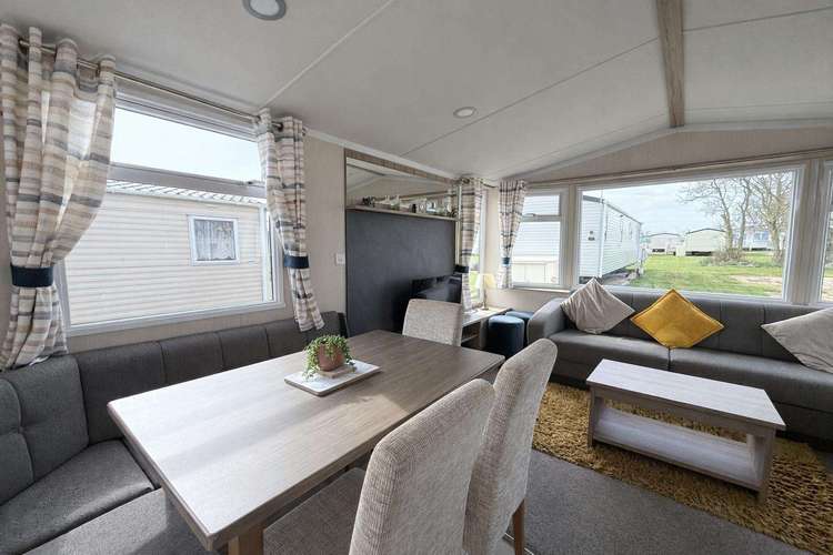 41029WF⭐ – West Field area, 3 bed, 8 berth caravan with D/G and C/H. Opal rated. Preview 5