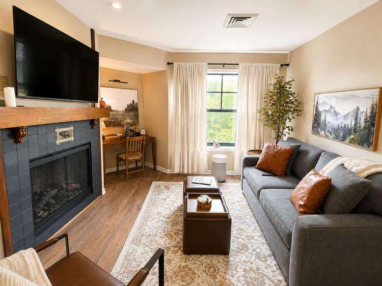 Ski-In/Ski-Out Studio Plus | Wine Fridge, Spa Bath & Resort Amenities #220 Preview 0