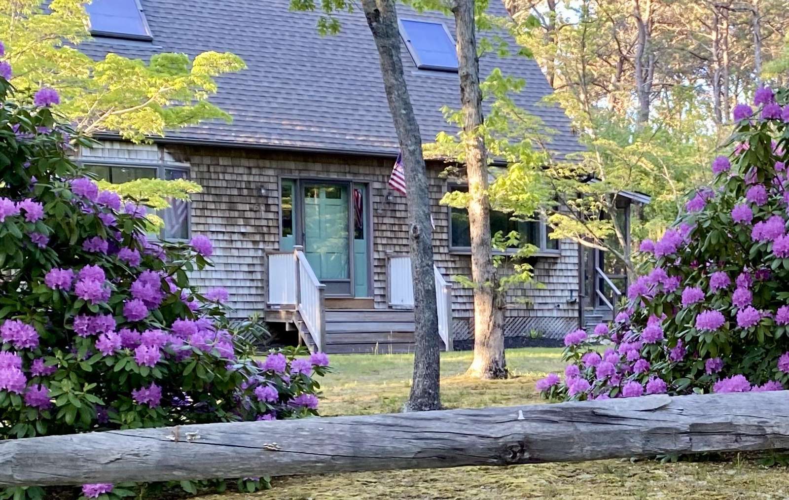 Peaceful Family Retreat Near Town and Beaches, Oak Bluffs Preview 0