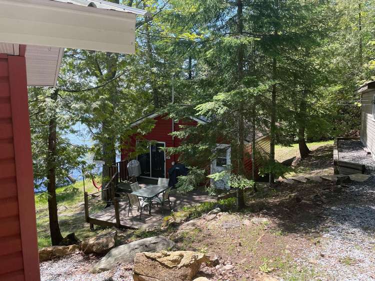 1260 Malcolm Lake Cottage Preview 0