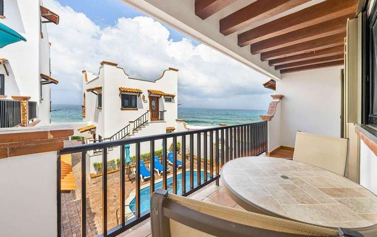 “Saltillo” Oceanview Villa Preview 0
