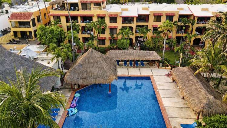 “Condo 7” Resort Deluxe Ground Floor Preview 0