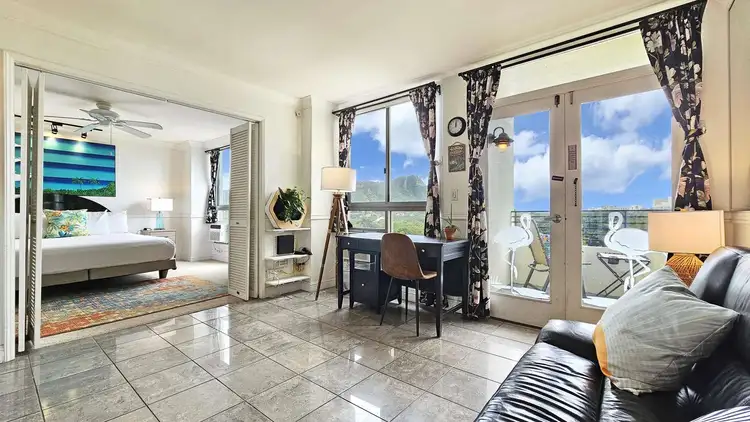 Waikiki Grand Suite 815 Preview 0