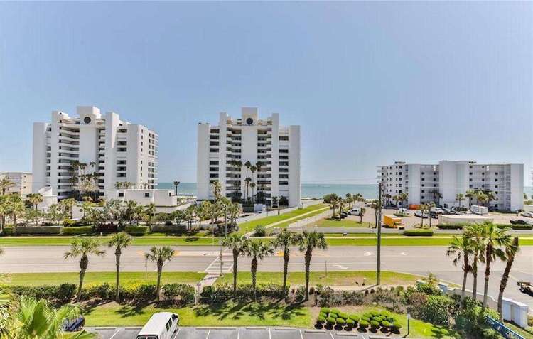 Oceanwalk 13-506 Preview