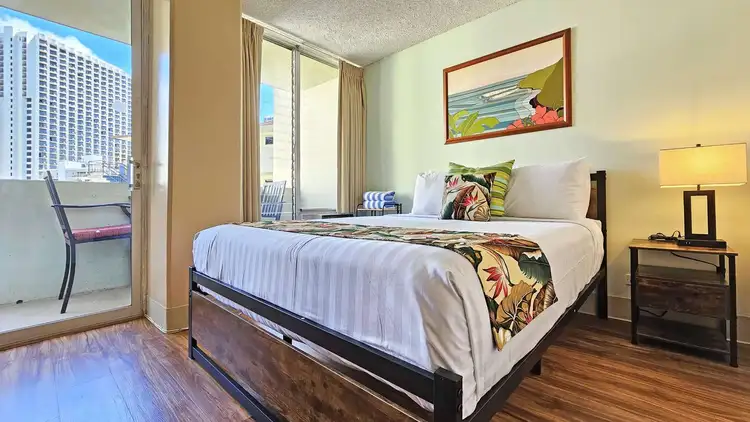 Waikiki Grand Suite 803 Preview 0
