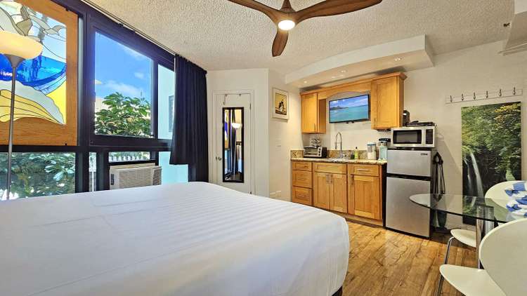Waikiki Grand Suite 317 Preview 0