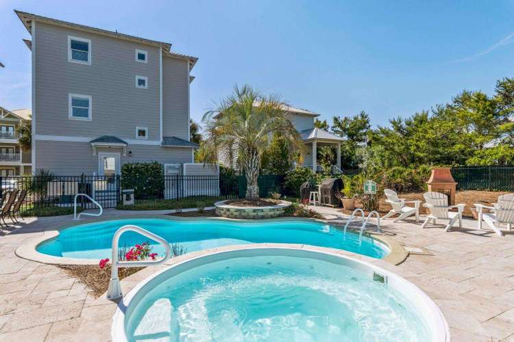 Follow the Sun- 4BR/4.5B, Lg back yard,Private Pool,Hot tub,4 bikes! Gulf Place Preview 0