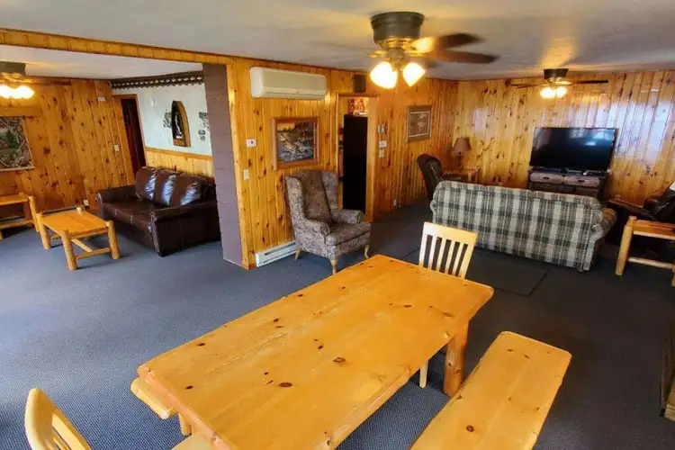 Bay View Lodge Preview 4