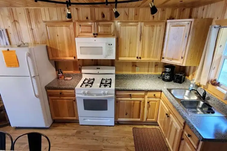 Dockside Cabin Preview 2
