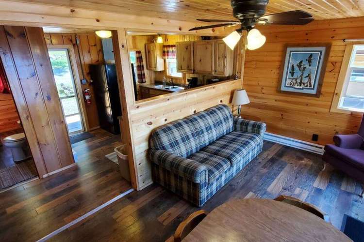 Glacier Cabin Preview 4