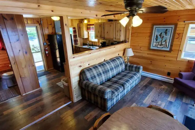Glacier Cabin Preview 4