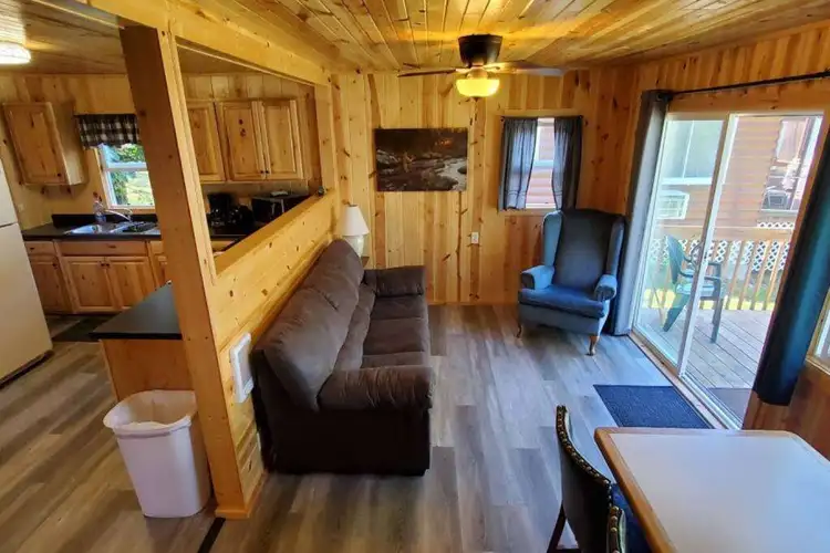 Otter Cabin Preview 3