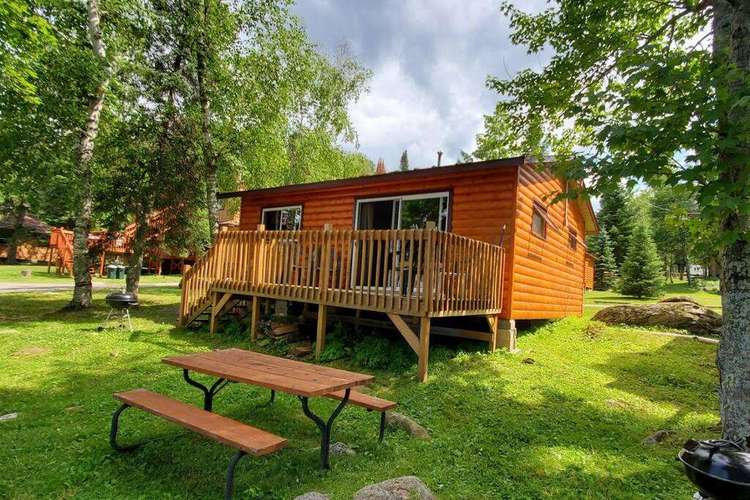 Pelican Cabin Preview