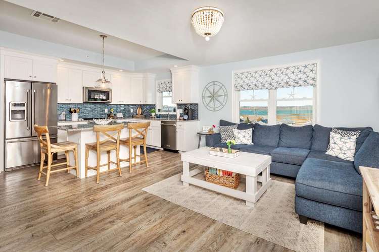 125 | 128 Ashworth Place Unit 315 Preview 0