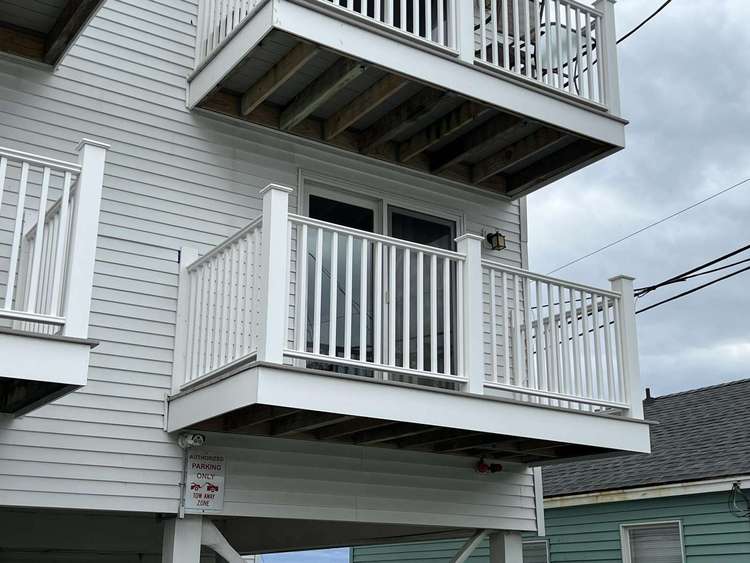 340 | 415 Ocean Boulevard #1A Preview 0