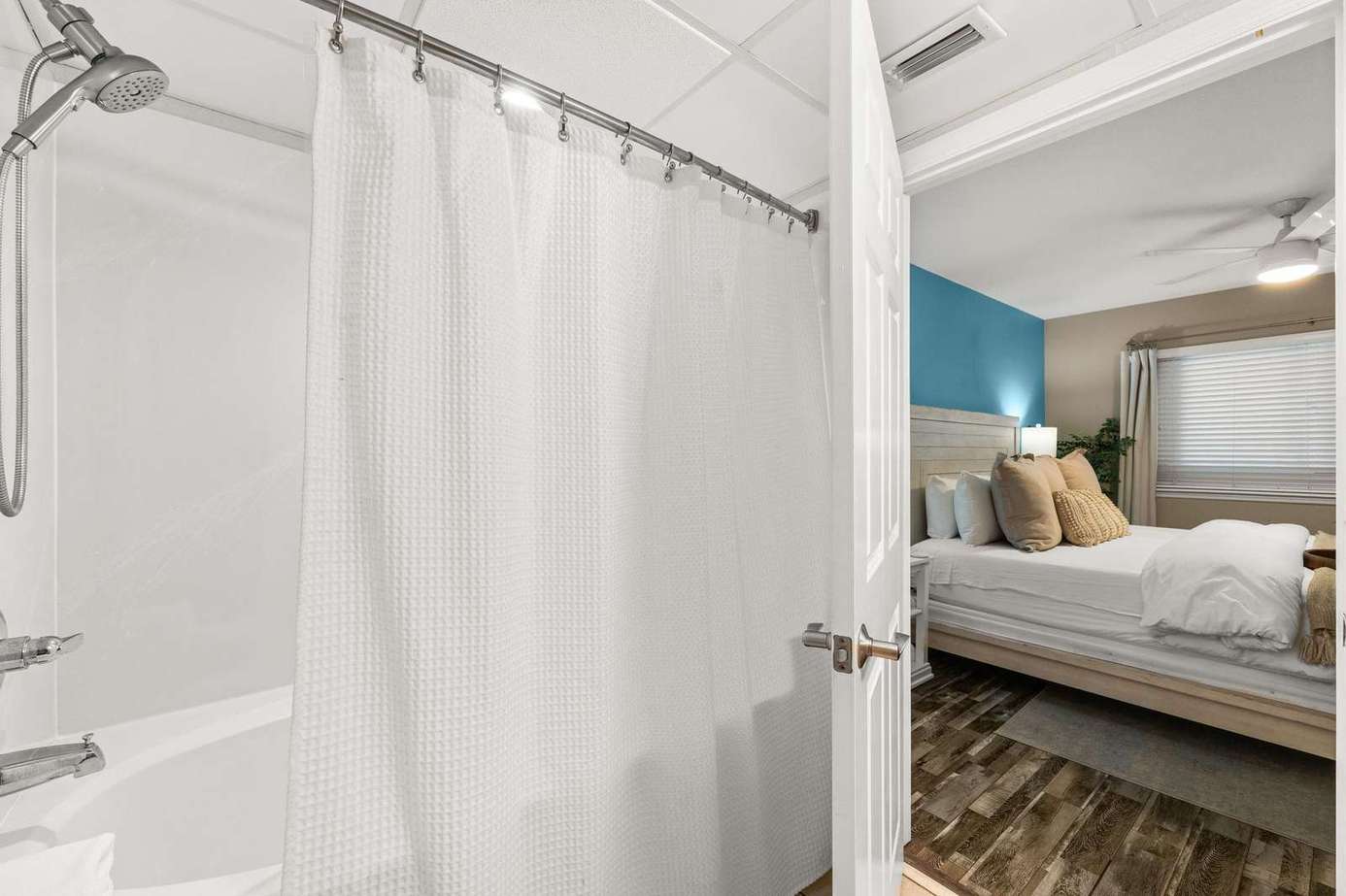 Emerald Beach Resort #727 | Emerald's Gem