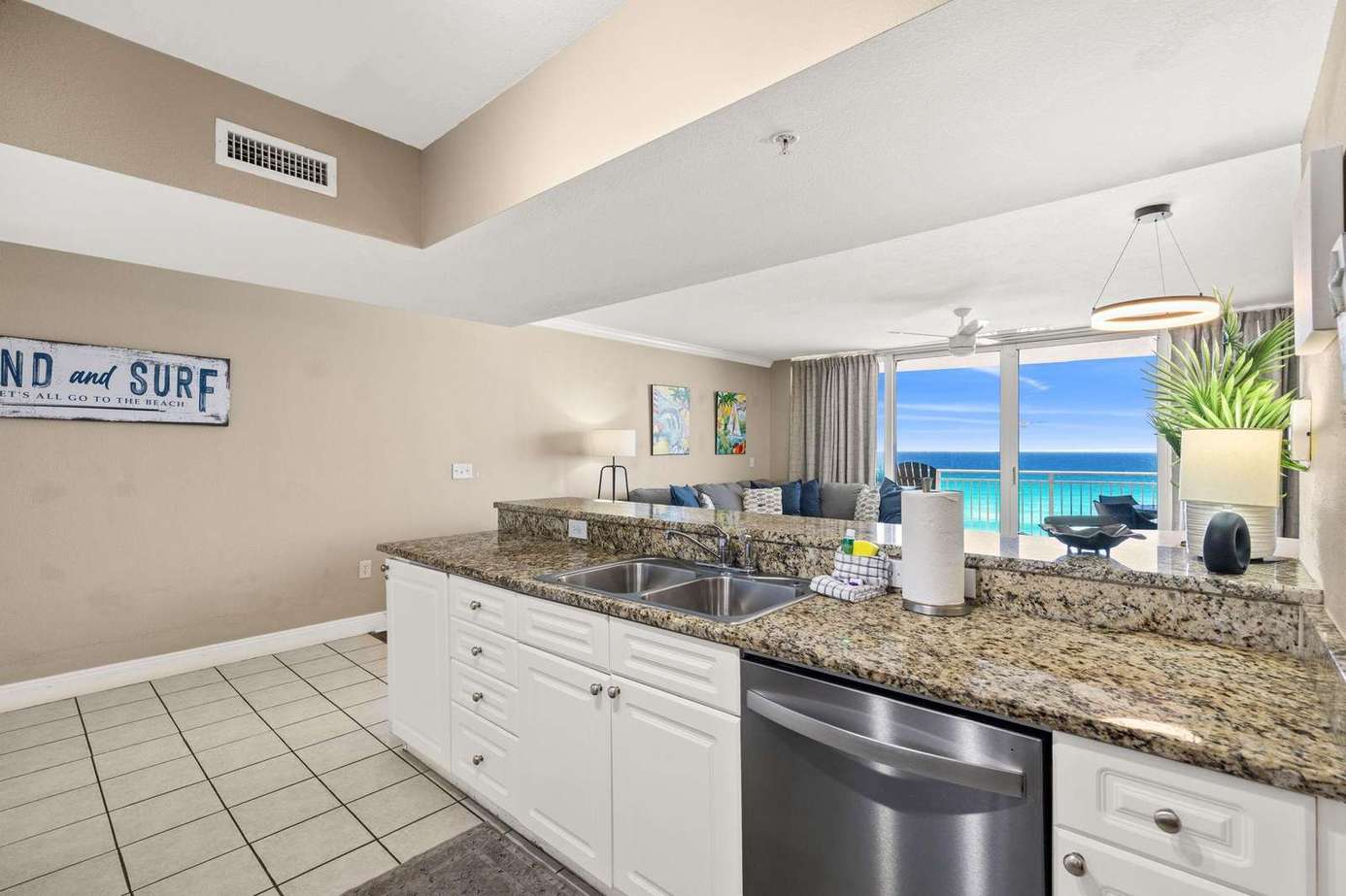 Emerald Beach Resort #727 | Emerald's Gem